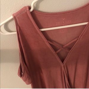 American Eagle Outfitters Tops - Pink American Eagle top American Eagle Outfitters Tops - Pink American Eagle top